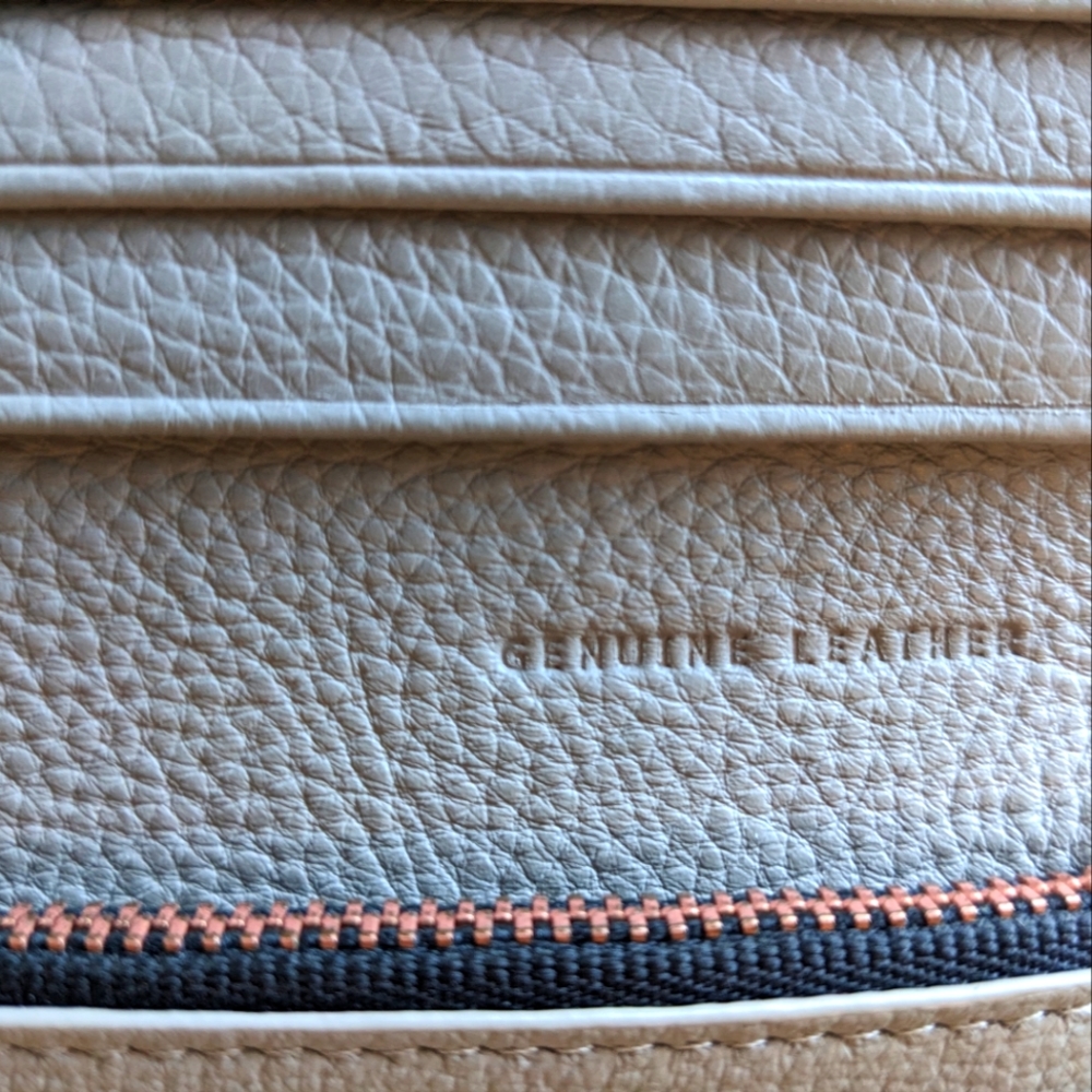 Status Anxiety Triple Threat Leather Wallet Grey + Rose Gold hardware - Picture 3 of 7